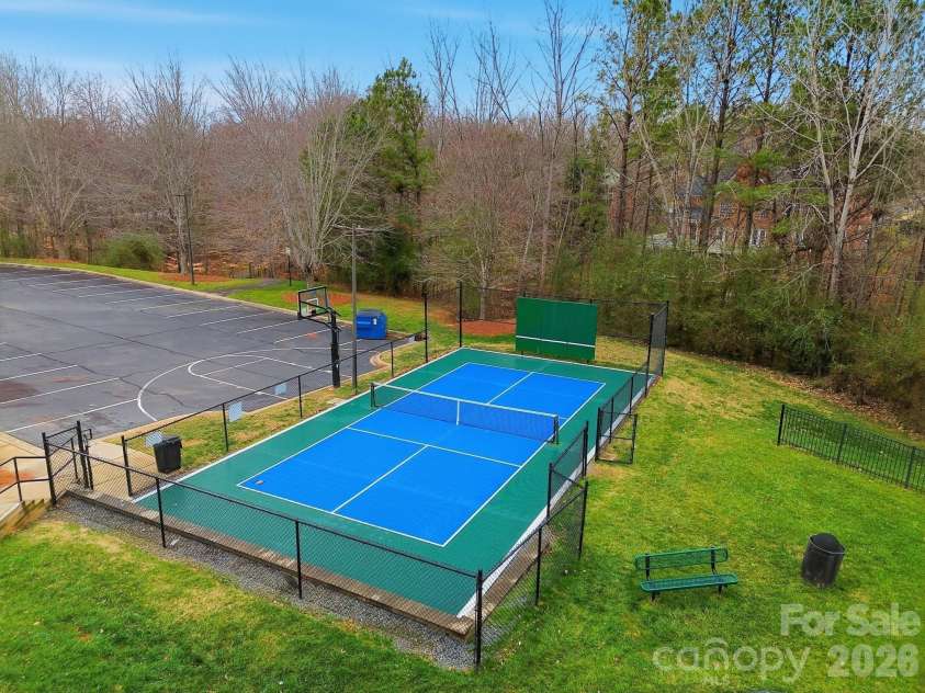 3304 Taviston Drive, Waxhaw, NC 28173.  MLS# CAR4335355, YatesRealty ID 8333. 