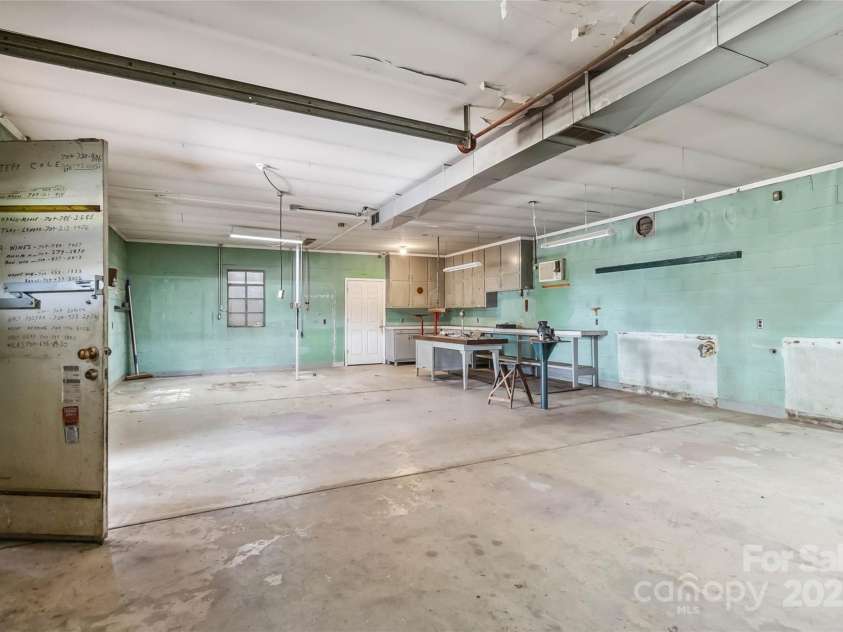 5643 Twinkle Drive, Concord, NC 28025.  MLS# CAR4234733, YatesRealty ID 8334. 