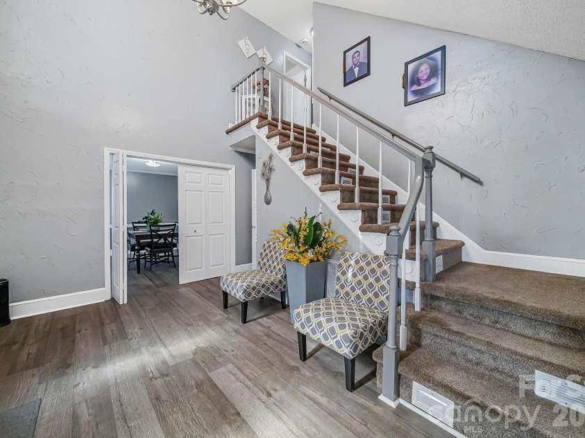 6116 Corkstone Drive, Mint Hill, NC 28227.  MLS# CAR4343873, YatesRealty ID 8334. Foyer