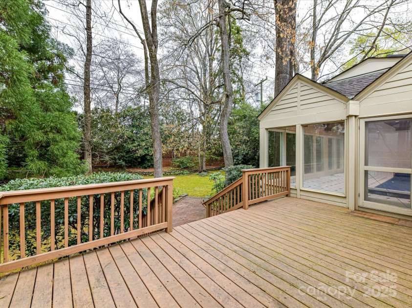 2411 Calais Place, Charlotte, NC 28211.  MLS# CAR4231832, YatesRealty ID 8335. Deck and fenced Back Yard