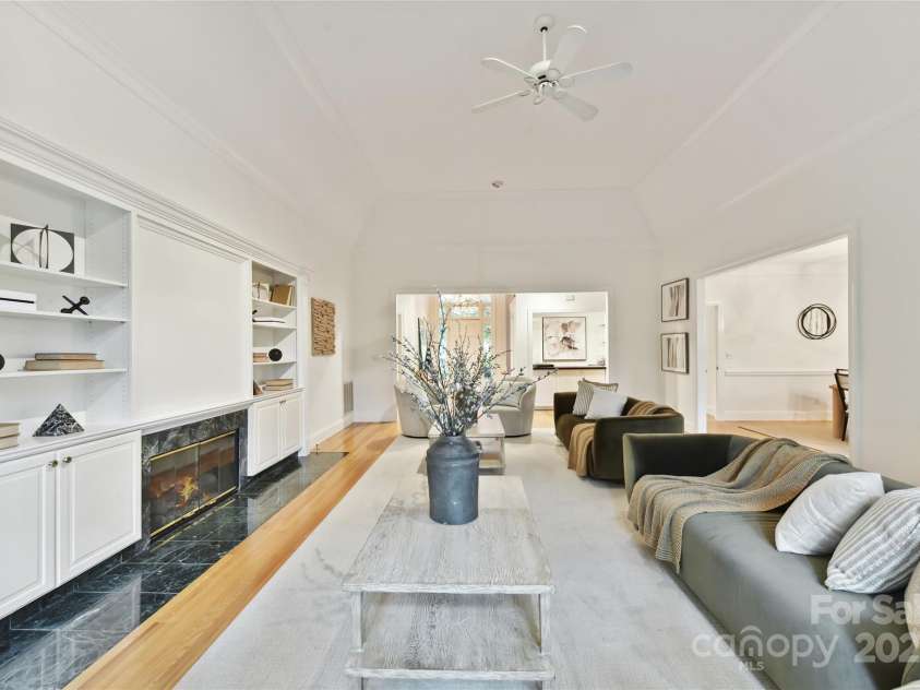 2411 Calais Place, Charlotte, NC 28211.  MLS# CAR4231832, YatesRealty ID 8335. Great Room with Fireplace