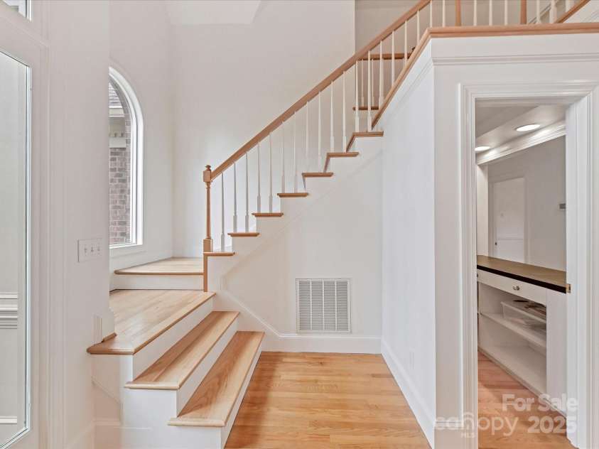 2411 Calais Place, Charlotte, NC 28211.  MLS# CAR4231832, YatesRealty ID 8335. Open Staircase