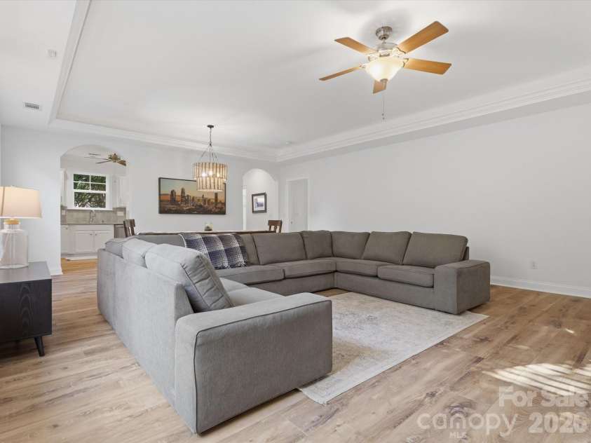 1022 Fleming Lane, Matthews, NC 28104.  MLS# CAR4375800, YatesRealty ID 8336. 