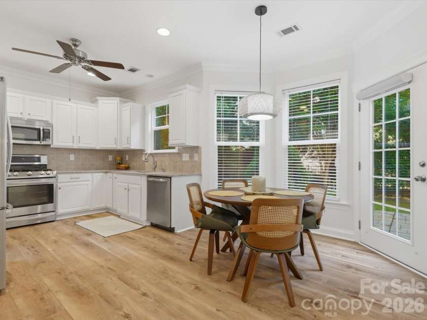 1022 Fleming Lane, Matthews, NC 28104.  MLS# CAR4375800, YatesRealty ID 8336. 