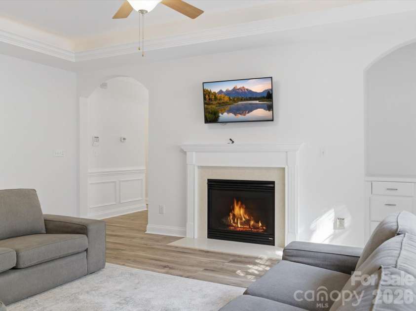 1022 Fleming Lane, Matthews, NC 28104.  MLS# CAR4375800, YatesRealty ID 8336. 