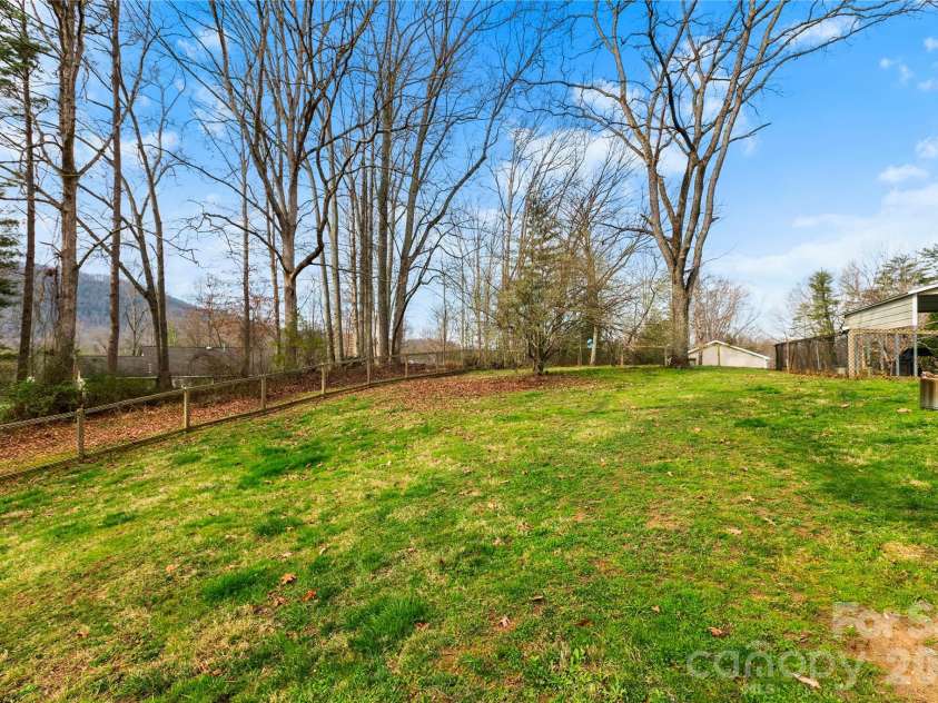 296 Souther Road, Fletcher, NC 28732.  MLS# CAR4357298, YatesRealty ID 8337. 