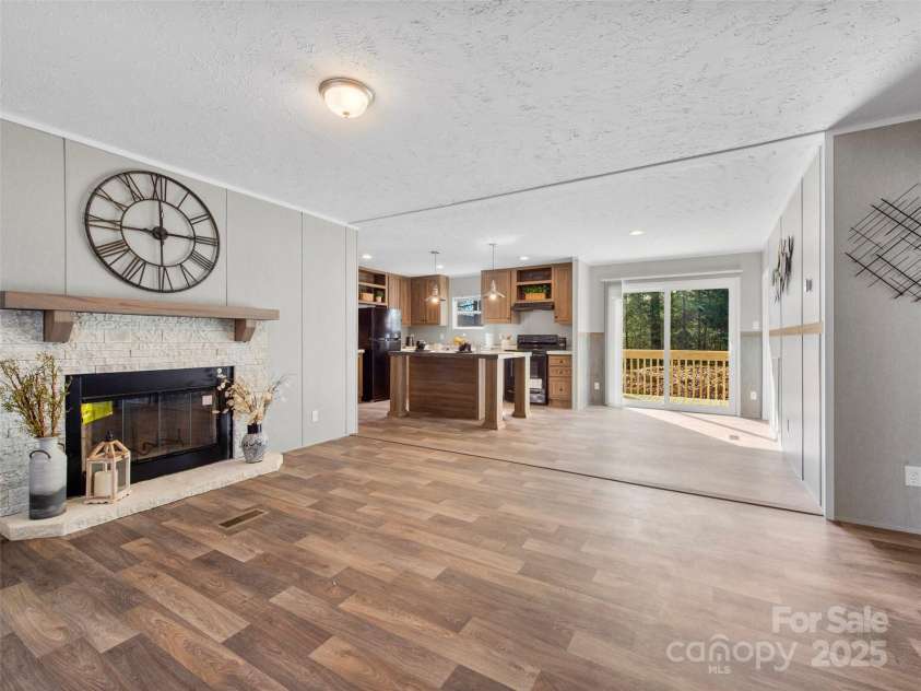 66 Drexel Road, Hendersonville, NC 28739.  MLS# CAR4241409, YatesRealty ID 8338. 