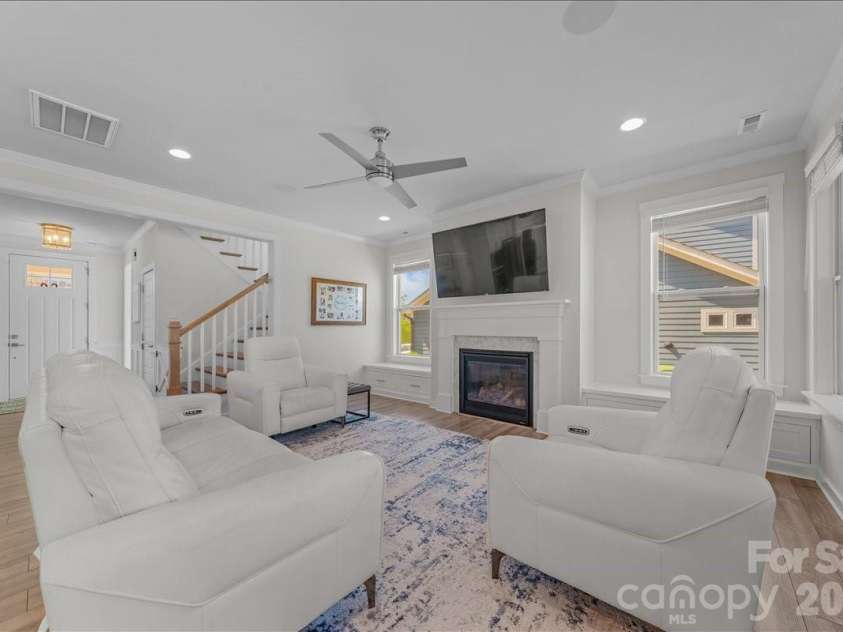 1175 Therns Ferry Drive, Fort Mill, SC 29708.  MLS# CAR4362265, YatesRealty ID 8339. 
