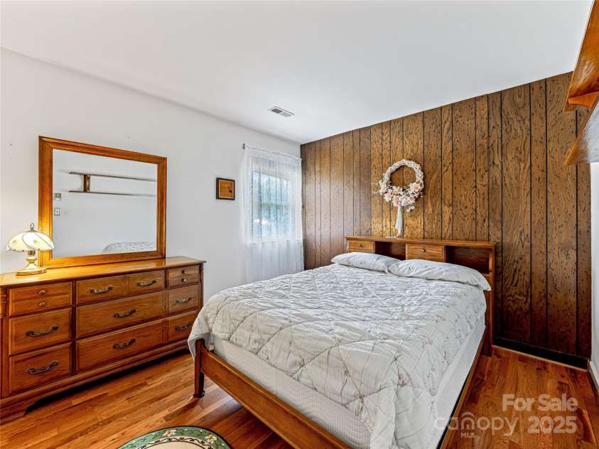 1482 Island Ford Road, Brevard, NC 28712.  MLS# CAR4242652, YatesRealty ID 8339. 