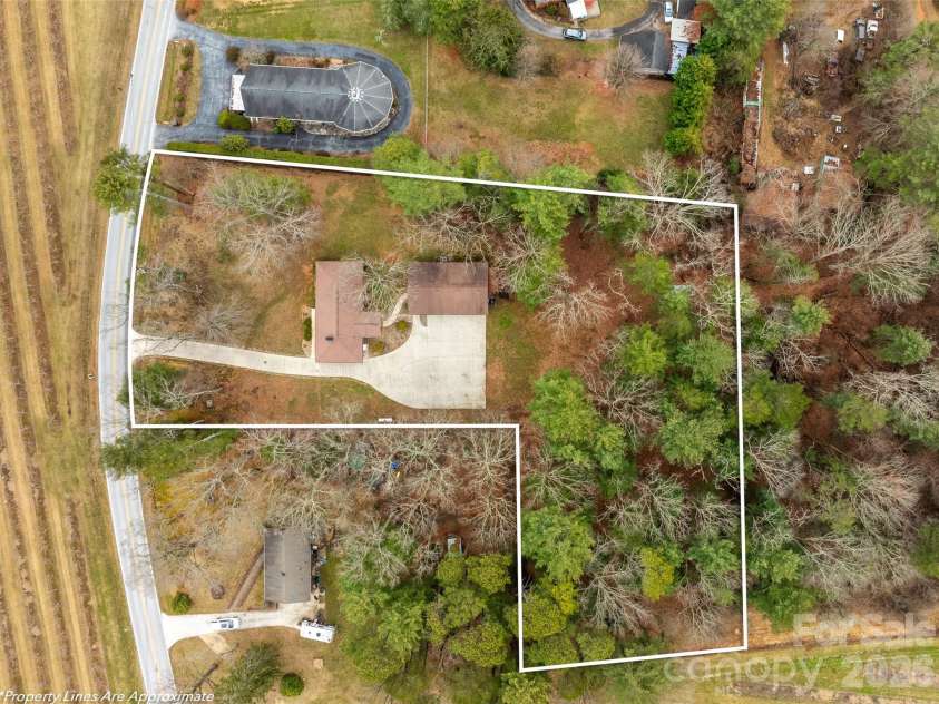 1034 Orchard Road, Flat Rock, NC 28731.  MLS# CAR4351377, YatesRealty ID 8340. 