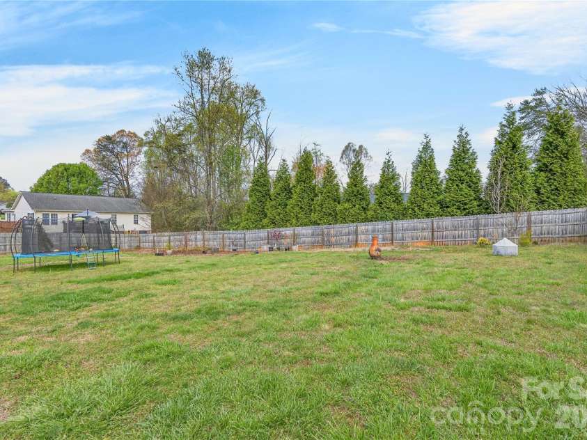 130 State Park Road, Troutman, NC 28166.  MLS# CAR4362515, YatesRealty ID 8341. 