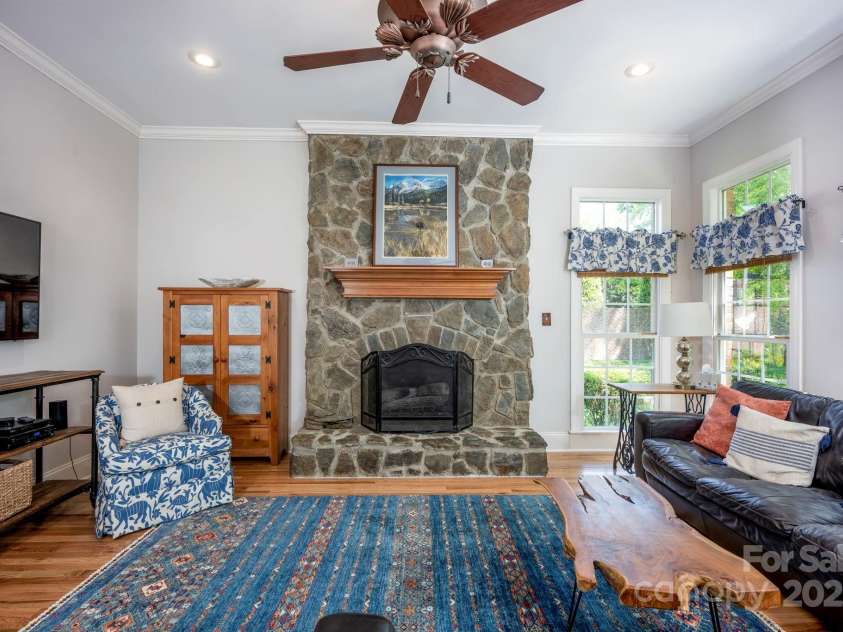 3622 Roxburgh Lane, Gastonia, NC 28056.  MLS# CAR4244026, YatesRealty ID 8341. 