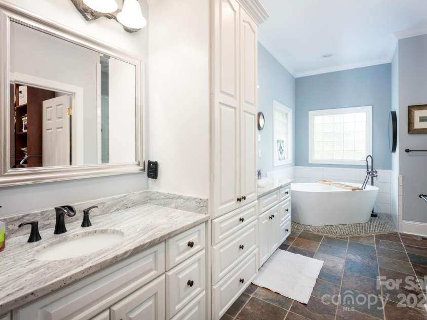 3622 Roxburgh Lane, Gastonia, NC 28056.  MLS# CAR4244026, YatesRealty ID 8341. 