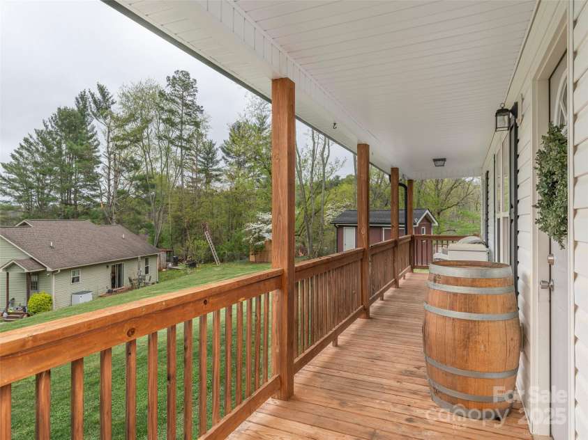 30 In God We Trust Drive, Asheville, NC 28806.  MLS# CAR4245747, YatesRealty ID 8342. 