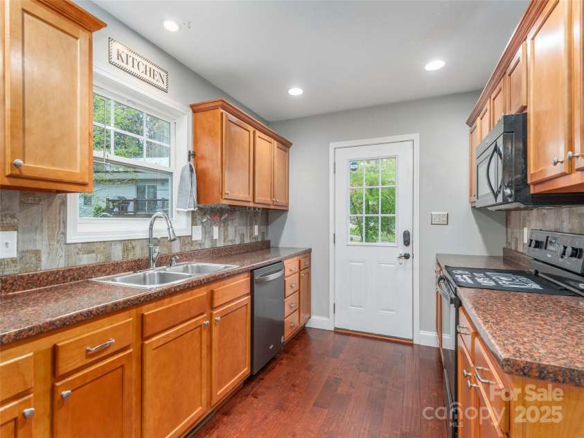 30 In God We Trust Drive, Asheville, NC 28806.  MLS# CAR4245747, YatesRealty ID 8342. 