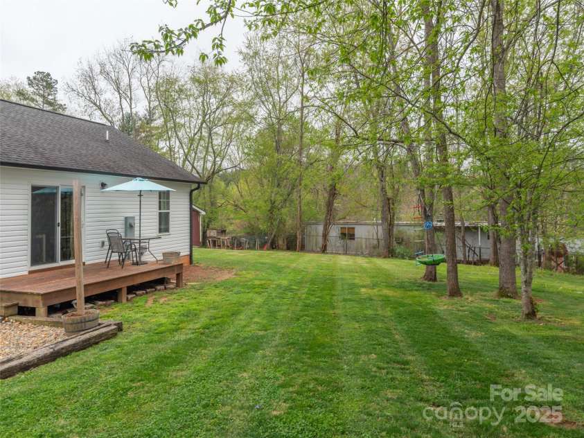 30 In God We Trust Drive, Asheville, NC 28806.  MLS# CAR4245747, YatesRealty ID 8342. 