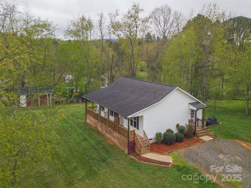 30 In God We Trust Drive, Asheville, NC 28806.  MLS# CAR4245747, YatesRealty ID 8342. 