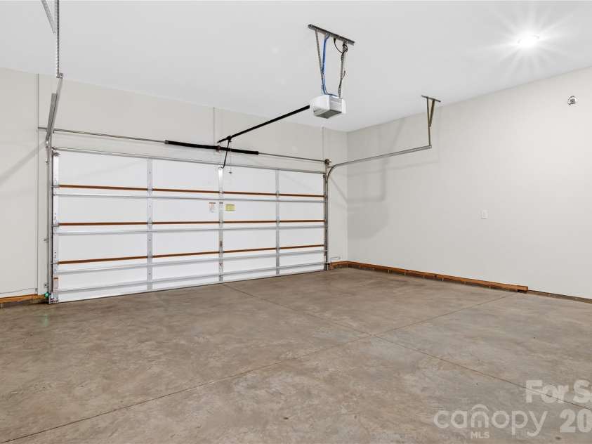 229 Shenandoah Loop, Troutman, NC 28166.  MLS# CAR4392288, YatesRealty ID 8344. 