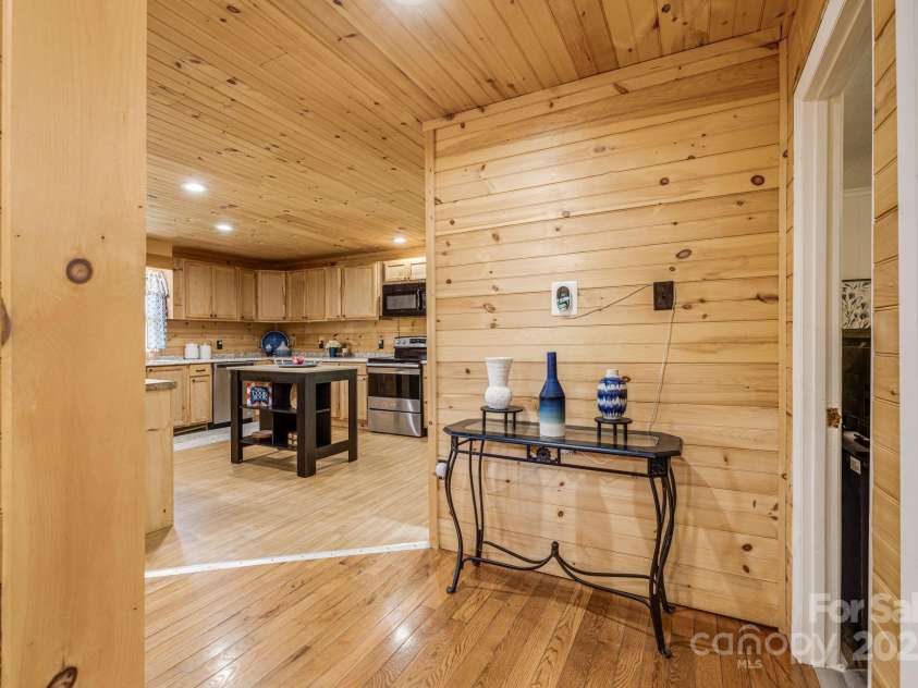 10 Winter Haven Lane, Black Mountain, NC 28711.  MLS# CAR4247075, YatesRealty ID 8345. 