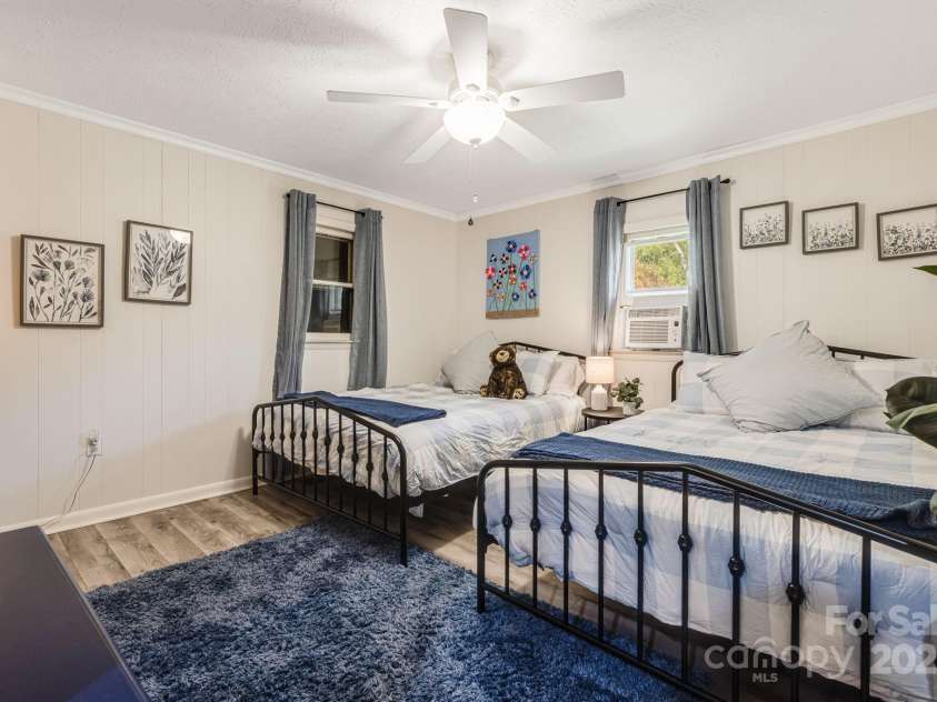 10 Winter Haven Lane, Black Mountain, NC 28711.  MLS# CAR4247075, YatesRealty ID 8345. 