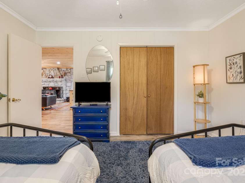 10 Winter Haven Lane, Black Mountain, NC 28711.  MLS# CAR4247075, YatesRealty ID 8345. 