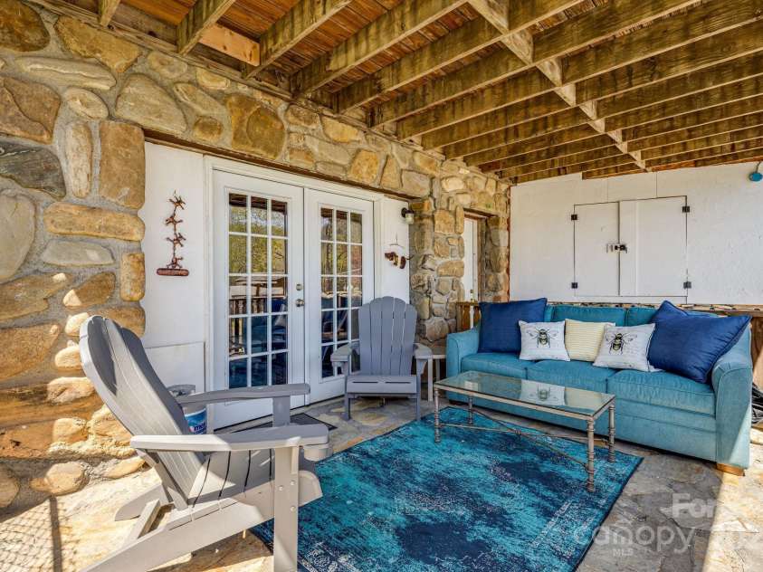 10 Winter Haven Lane, Black Mountain, NC 28711.  MLS# CAR4247075, YatesRealty ID 8345. 