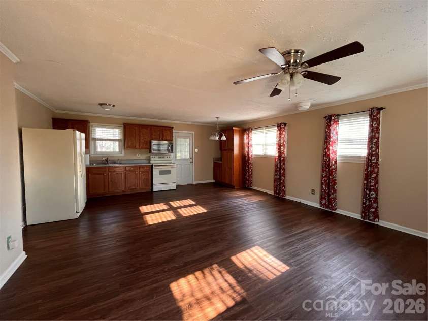 2446 Crowders Creek Road, Gastonia, NC 28052.  MLS# CAR4361872, YatesRealty ID 8346. 