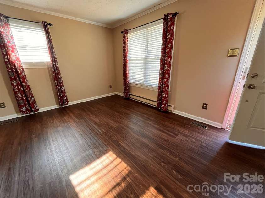 2446 Crowders Creek Road, Gastonia, NC 28052.  MLS# CAR4361872, YatesRealty ID 8346. 