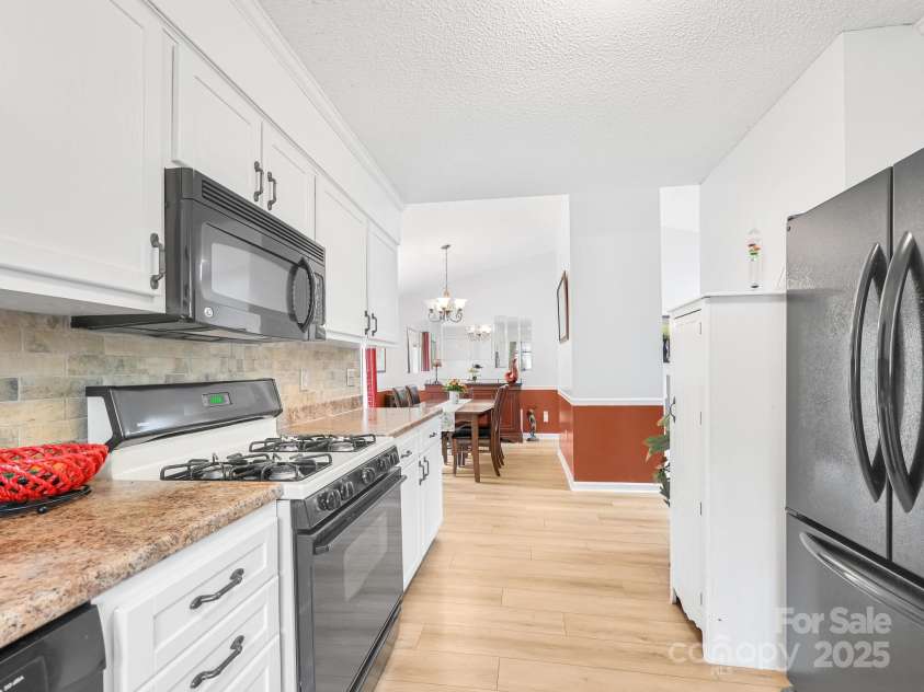 417 Royal Pines Drive, Arden, NC 28704.  MLS# CAR4247214, YatesRealty ID 8347. 