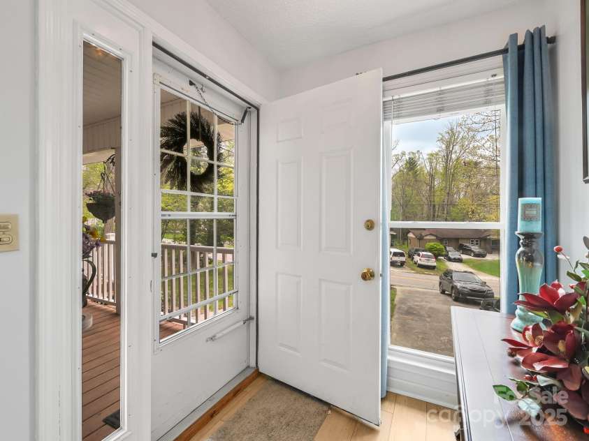 417 Royal Pines Drive, Arden, NC 28704.  MLS# CAR4247214, YatesRealty ID 8347. Main Level Entry