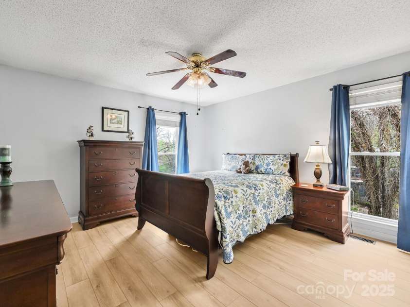 417 Royal Pines Drive, Arden, NC 28704.  MLS# CAR4247214, YatesRealty ID 8347. Primary Bedroom