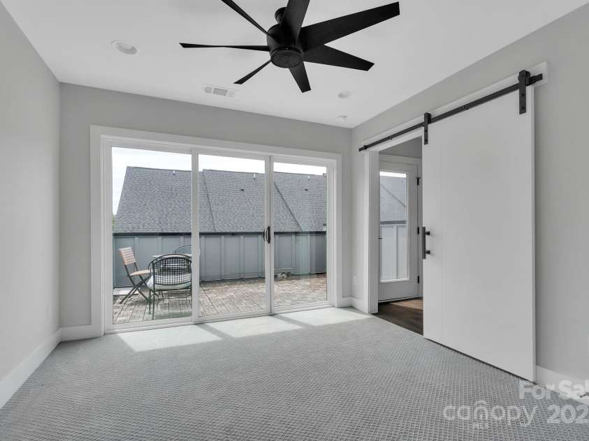 1933 Trade Street, Charlotte, NC 28216.  MLS# CAR4270347, YatesRealty ID 8349. 