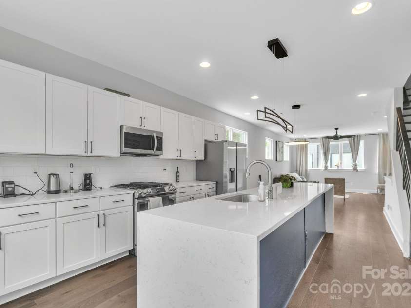 1933 Trade Street, Charlotte, NC 28216.  MLS# CAR4270347, YatesRealty ID 8349. 