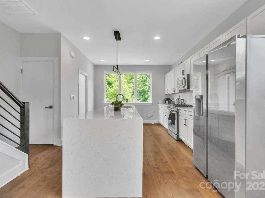 1933 Trade Street, Charlotte, NC 28216.  MLS# CAR4270347, YatesRealty ID 8349. 