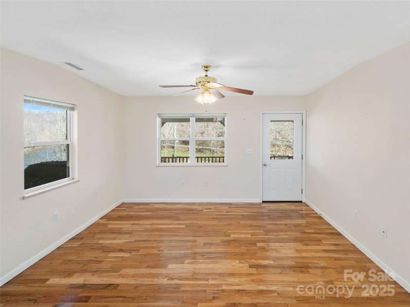 427 Johnson Cemetery Road, Bakersville, NC 28705.  MLS# CAR4239752, YatesRealty ID 835. 