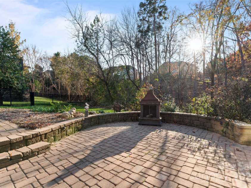 428 Vintage Hill Lane, Huntersville, NC 28078.  MLS# CAR4202236, YatesRealty ID 8353. BACKYARD PAVER PATIO