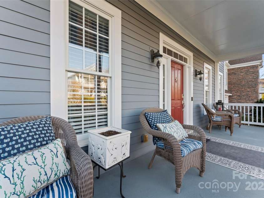 428 Vintage Hill Lane, Huntersville, NC 28078.  MLS# CAR4202236, YatesRealty ID 8353. LARGE FRONT PORCHES