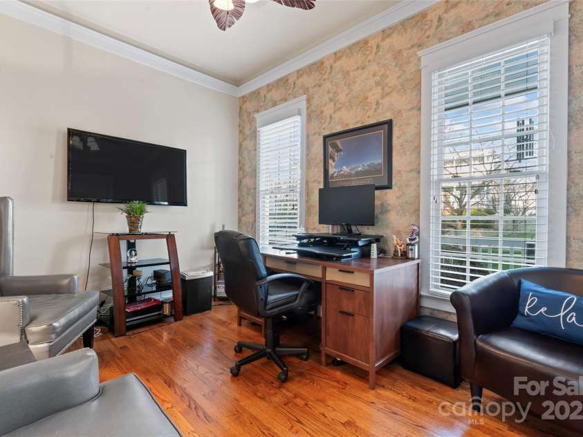 428 Vintage Hill Lane, Huntersville, NC 28078.  MLS# CAR4202236, YatesRealty ID 8353. MAIN FLOOR BEDROOM/OFFICE