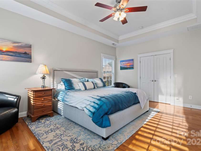 428 Vintage Hill Lane, Huntersville, NC 28078.  MLS# CAR4202236, YatesRealty ID 8353. PRIMARY BEDROOM