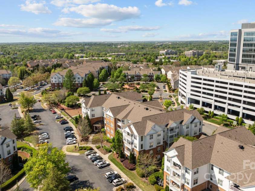 14869 Santa Lucia Drive, Charlotte, NC 28277.  MLS# CAR4245017, YatesRealty ID 8354. Convenient location- close to shopping, restaurants and entertainment!