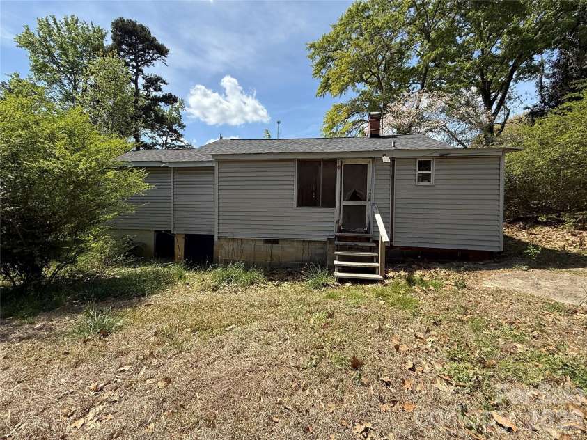 87 Flat Rock Street, Wadesboro, NC 28170.  MLS# CAR4364462, YatesRealty ID 8355. 