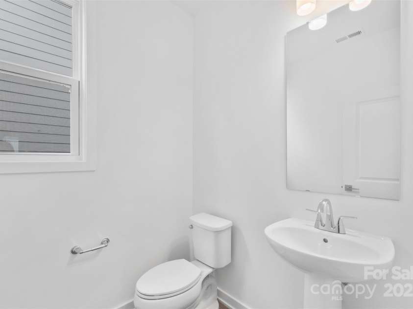 7120 Wayfarer Drive, Charlotte, NC 28269.  MLS# CAR4301575, YatesRealty ID 8356. 