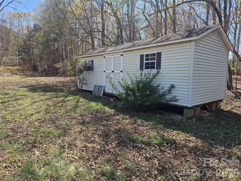1040 Barger Road, Salisbury, NC 28146.  MLS# CAR4365286, YatesRealty ID 8358. 