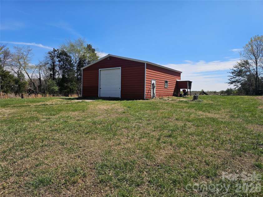1040 Barger Road, Salisbury, NC 28146.  MLS# CAR4365286, YatesRealty ID 8358. 