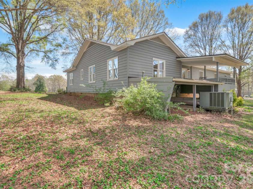 1471 Monroe Highway, Lancaster, SC 29720.  MLS# CAR4363072, YatesRealty ID 8359. 