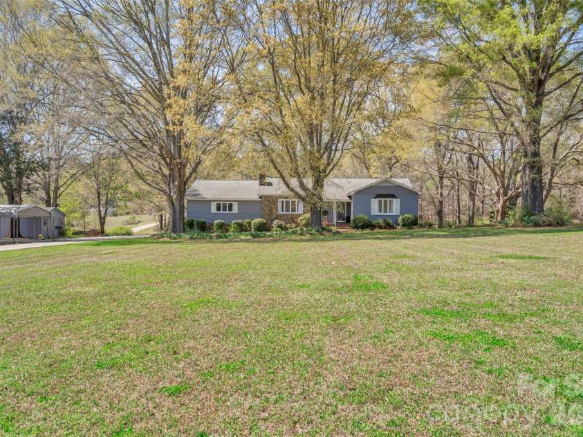 1471 Monroe Highway, Lancaster, SC 29720.  MLS# CAR4363072, YatesRealty ID 8359. 