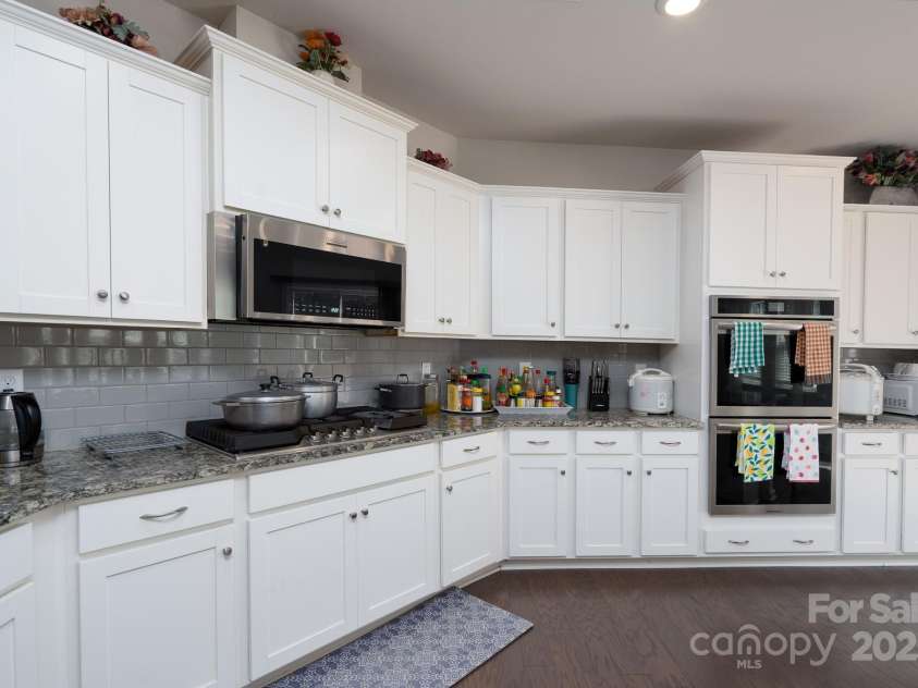 12009 Wild Ginger Lane, Charlotte, NC 28227.  MLS# CAR4293416, YatesRealty ID 836. 