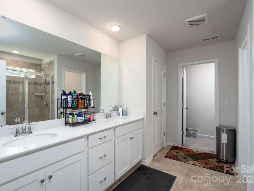 12009 Wild Ginger Lane, Charlotte, NC 28227.  MLS# CAR4293416, YatesRealty ID 836. 