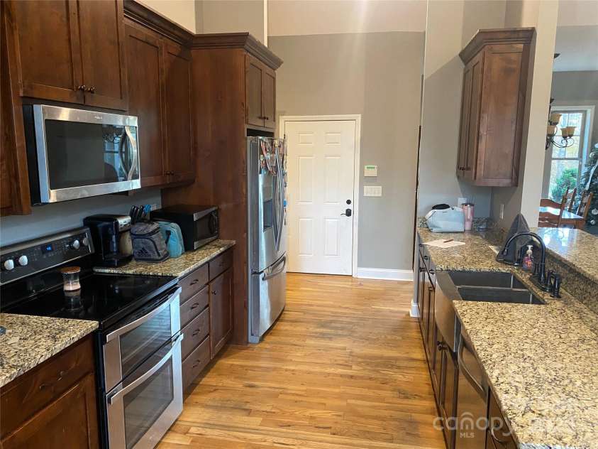 2818 Rockford Road, Shelby, NC 28152.  MLS# CAR4200590, YatesRealty ID 836. Kitchen