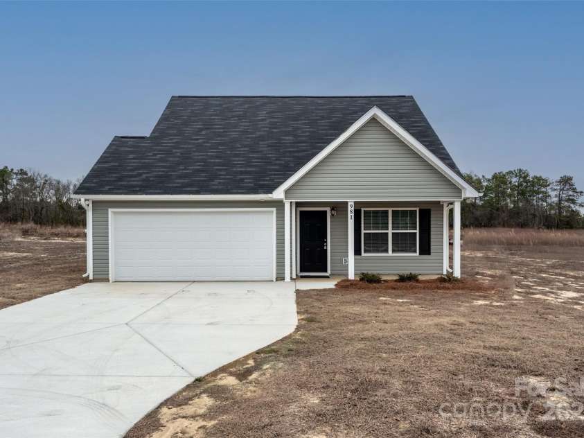 981 Airport Road, Pageland, SC 29728.  MLS# CAR4222264, YatesRealty ID 836. 